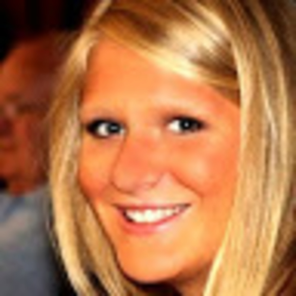 Meet your Posher, Caroline